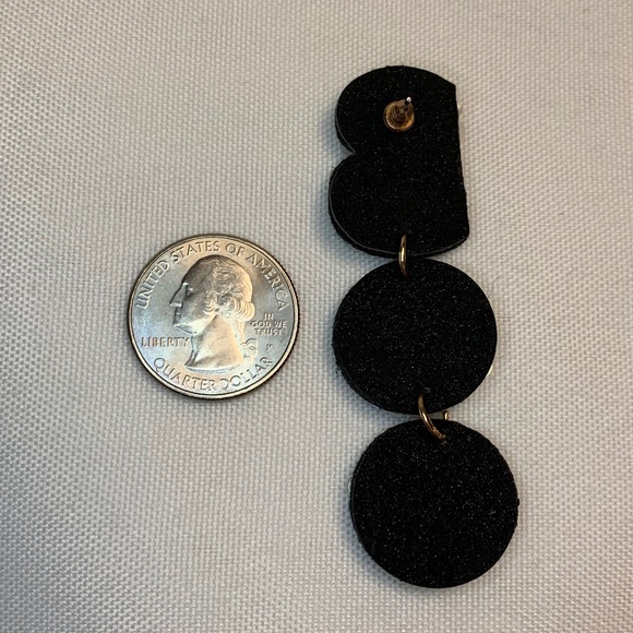 NWT! Cool Halloween Seed Bead and Sequin BOO Post Dangle Earrings! - Picture 3 of 4